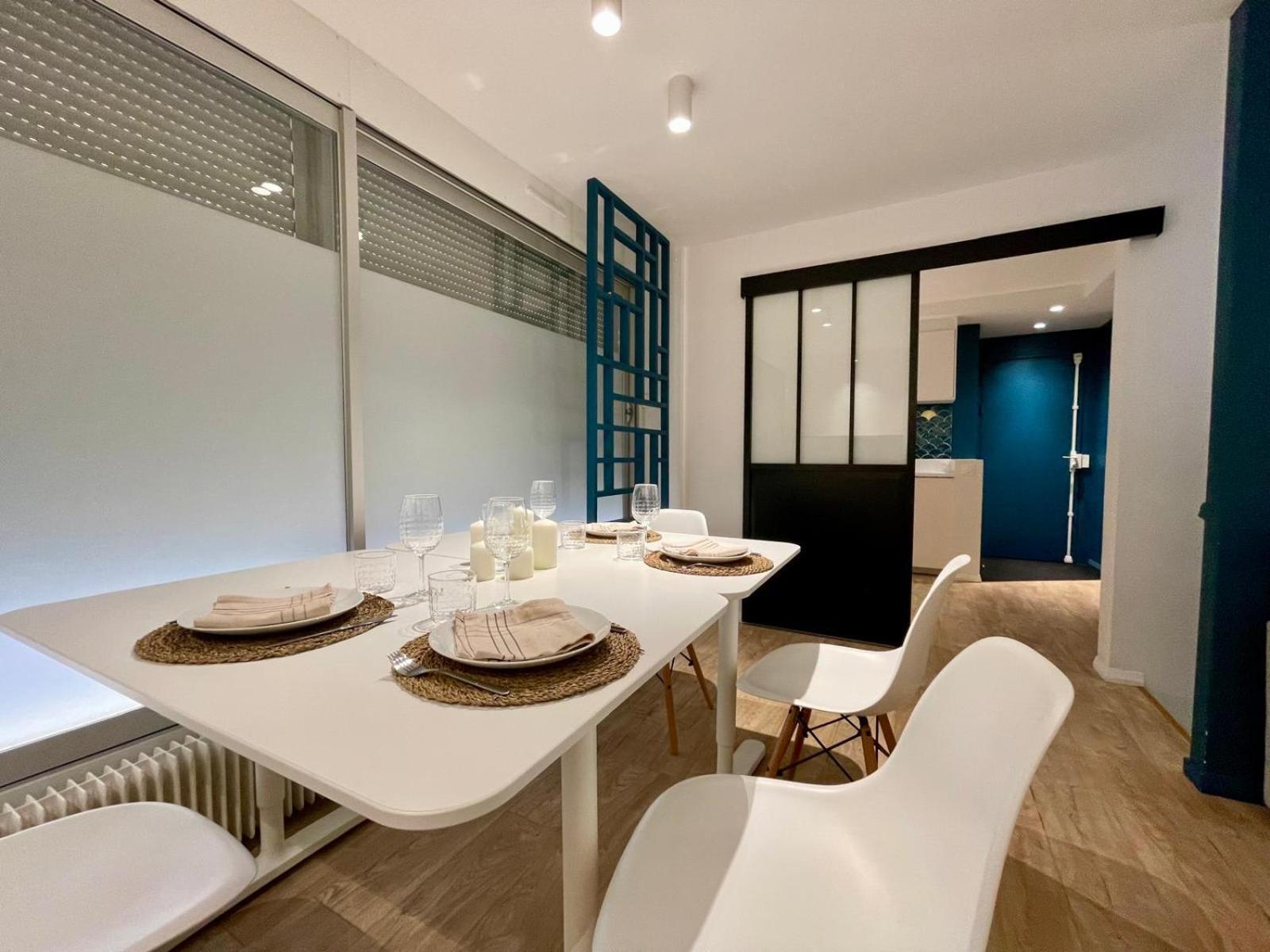 4 Guests Moderne Place Breteuil * Paris