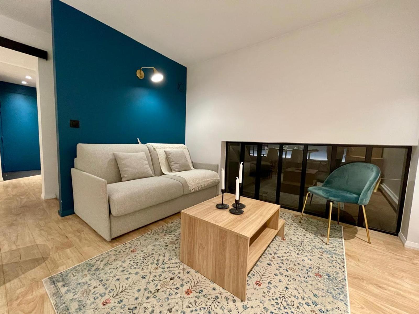 4 Guests Moderne Place Breteuil Apartment